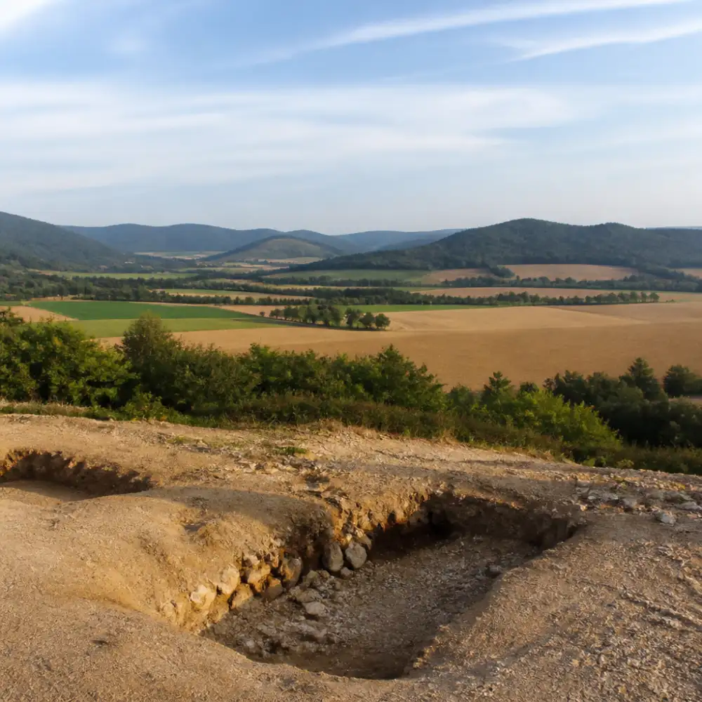 všestary archeologie